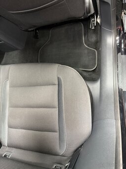 VŠ golf 2.0 TDi 103kw - 13