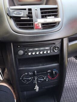 Prodám peugeot 207 - 13