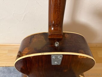 kytara značky Hoyer typu Jumbo - 13