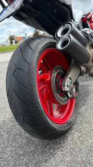 Ducati Monster 821 - 13