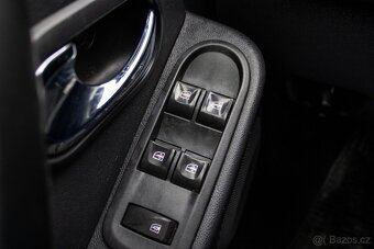 Dacia Duster 1.6 16V 4x4 Look Sport LPG, 1.majiteľ - 13