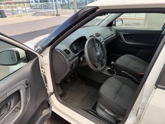 ŠKODA FABIA II COMBI 1.6 TDI – SPOLEHLIVÝ PARŤÁK NA CESTY - 13