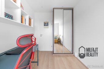 Nadstadardní 4+kk, 86 m2, poslední patro, Liberec, Sametová  - 13
