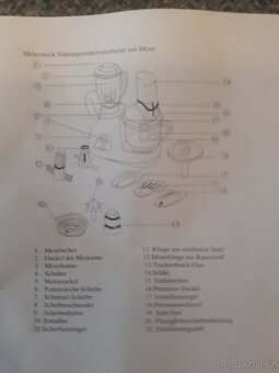 ELEKTRICKÝ  VÍCEÚČELOVÝ  ROBOT ZN. TRION 220 V - 13