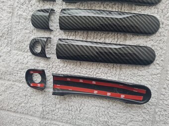 ČIERNE a KARBONOVE kľučky krytky klučiek dveri - 13