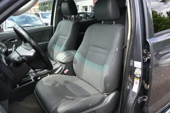 Toyota Hilux 3,0 D 4D DoubleCab Executive aut. 126kw - 13
