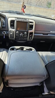 Dodge RAM, BIGHORN 5.7 HEMI - 13