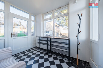 Prodej rodinného domu, 250 m², Bukovany - 13
