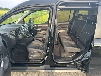 Ford Tourneo Connect Titanium - 13