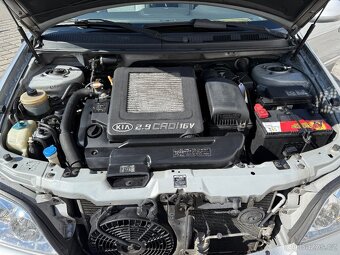 Kia Carnival 2,9Crdi 106kW r.v.2006 6míst - 13