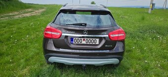 Mercedes-Benz GLA 220 CDI 4MATIC 125kw - 13