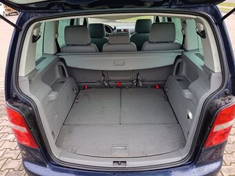 Volkswagen Touran 2.0 TDI - 103 kW -DSG - 7 místní - 13