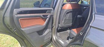 VW Touareg 3.0 TDI DSG 210kW R-LINE 4x4 VZDUCH - 13