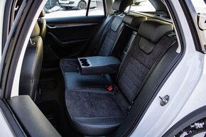 Octavia Combi 2.0 TDI 184k Scout DSG 4x4 - 13