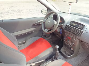Fiat Punto 1.2 klima , originál 92tis.km,bez koroze - 13