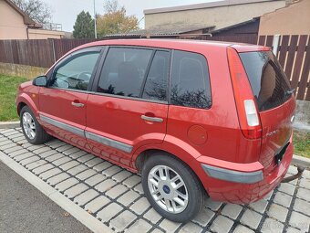 Ford  Fusion 1,4 - 13