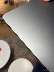 MacBook Air 13" M2 / 16GB RAM / 256GB HD / 8×CPU / Šedý - 13