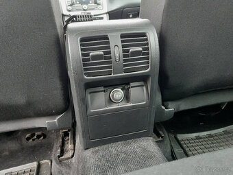 VW Passat B7 - 13