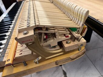Klavír Petrof mod. IV se zárukou 5 let, doprava zdarma. - 13