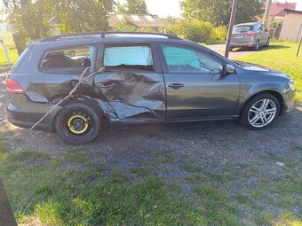 VW Passat variant B7 1.4 TSI 90 kW - 13