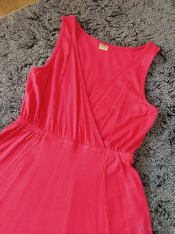 Dámské šaty a sukně - 13