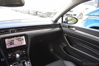 Volkswagen Passat, 2.0TDi.R-LINE.4x4.FULL VÝBAVA.PRAV.SERVIS - 13