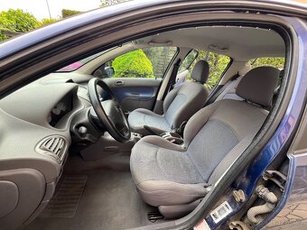 Peugeot 206 1,4i - 13