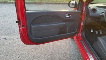 RENAULT TWINGO 1.6i RS - 13