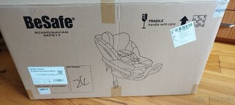 Protisměrná autosedačka BeSafe Stretch premium car interior - 13