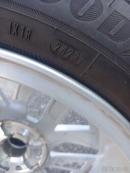 Zimní NOVÝ komplet Škoda Octavia IV+ 205/55R17 GoodYear - 13