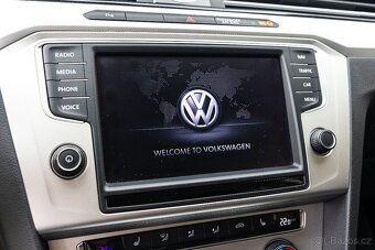 Volkswagen Passat B8 2.0TDI, Webasto - topení, Navigace - 13