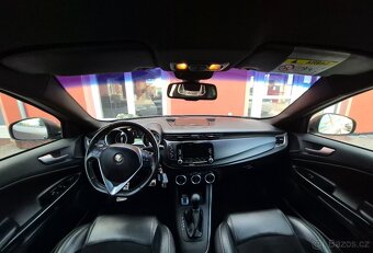Alfa Romeo Giulietta 1.75 Turbo Quadrifoglio Verde - 13