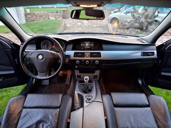 BMW e61 530i Touring LCI - Deep sea blue - 13
