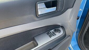 Ford Focus 1.6 // 74 kW // RV 3/2010 // - 13