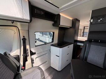 ADRIA TWIN SELECTION 640 SGX, 180 PS, AUTOMAT 8st. - 13