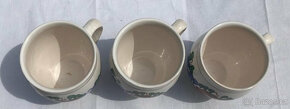 Závěsná Police + 6x Kořenka + 3x Hrnek Porcelán - 13