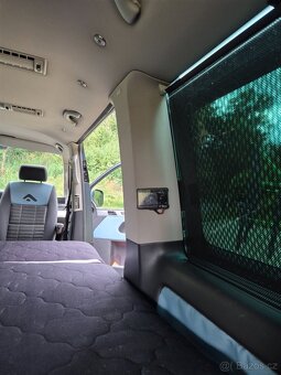 VW Multivan Atlantis Camper - 13