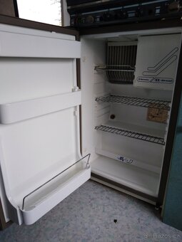 Karavan Caravelair Corail 330 pro 4 osoby - 13