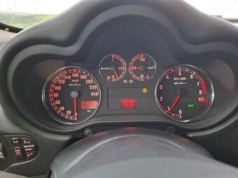 Alfa Romeo 147 1.6TS, 77kW - 13