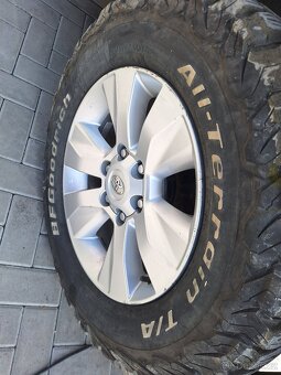 Predam toyota hilux - 13