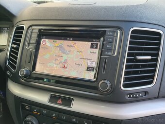 VW Sharan Comfortline 2.0TDI 110kW DSG Webasto ACC Tažné - 13