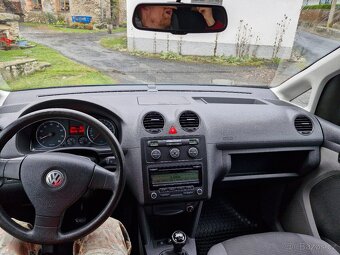 VW Caddy Maxi 1.6 i + LPG + vestavba - 13