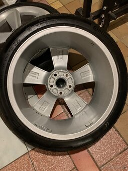 Alu kola Škoda R18 5X112 ZÁNOVNÍ LETNÍ PNEU 225/40 R18 GOLUS - 13