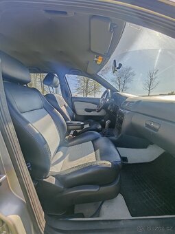 Škoda Octavia RS Combi LPG - 13