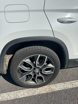 ŠKODA KODIAQ 1.5 TSI BUSINESS + TAŽNÉ - 13