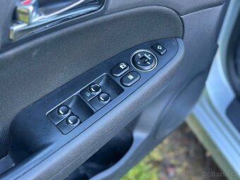 Hyundai i30 1,4i 80kW - rok 2011 - TOP STAV - Nová STK -ČR - 13