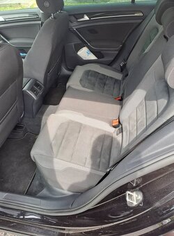 Volkswagen Golf - 13