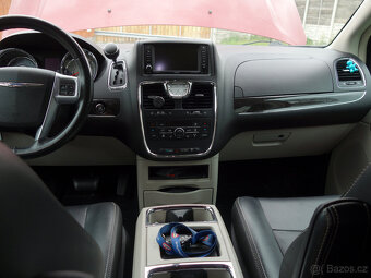 Chrysler Town & Country 3.6  V6 - 13