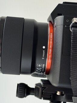 Foťák Sony Alpha A7 II + FE 50 mm f/1,8 + příslušenství - 13
