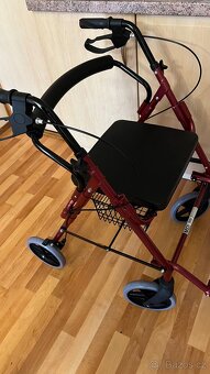 ROSE - čtyřkolové chodítko se stupačkou - 13